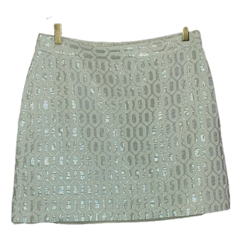 BANANA REPUBLIC SILVER METALLIC & CREAM MINI SKIRT - Picture 3 of 3